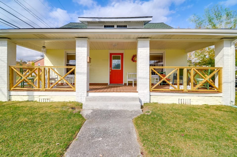 1 Mi to KFC Museum: Corbin Getaway! House in Kentucky