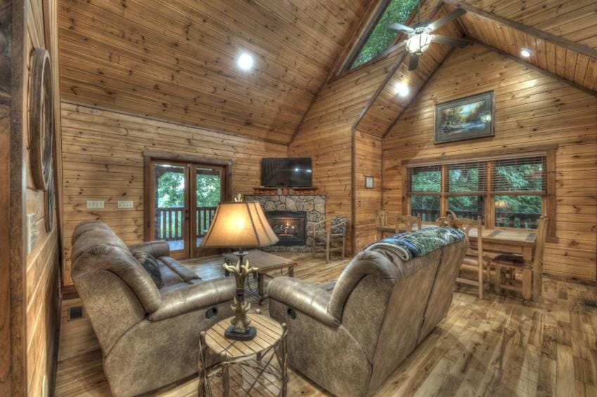 Black Bear Hollow House in Georgia