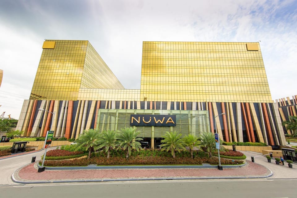 Property building, Facade/entrance, Property logo or sign