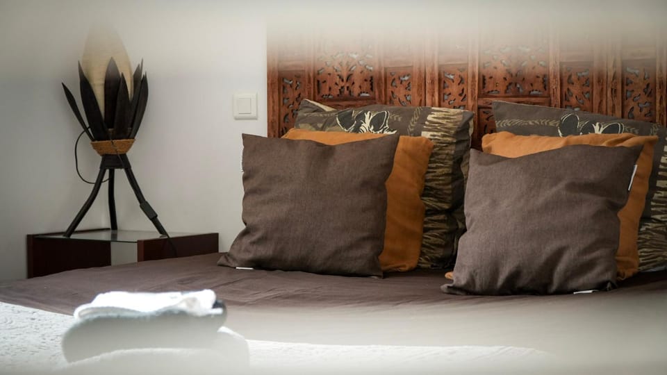 Chambre d'hôtes Sous Les Grands Chênes NOMADE Bed and Breakfast in Pays de la Loire