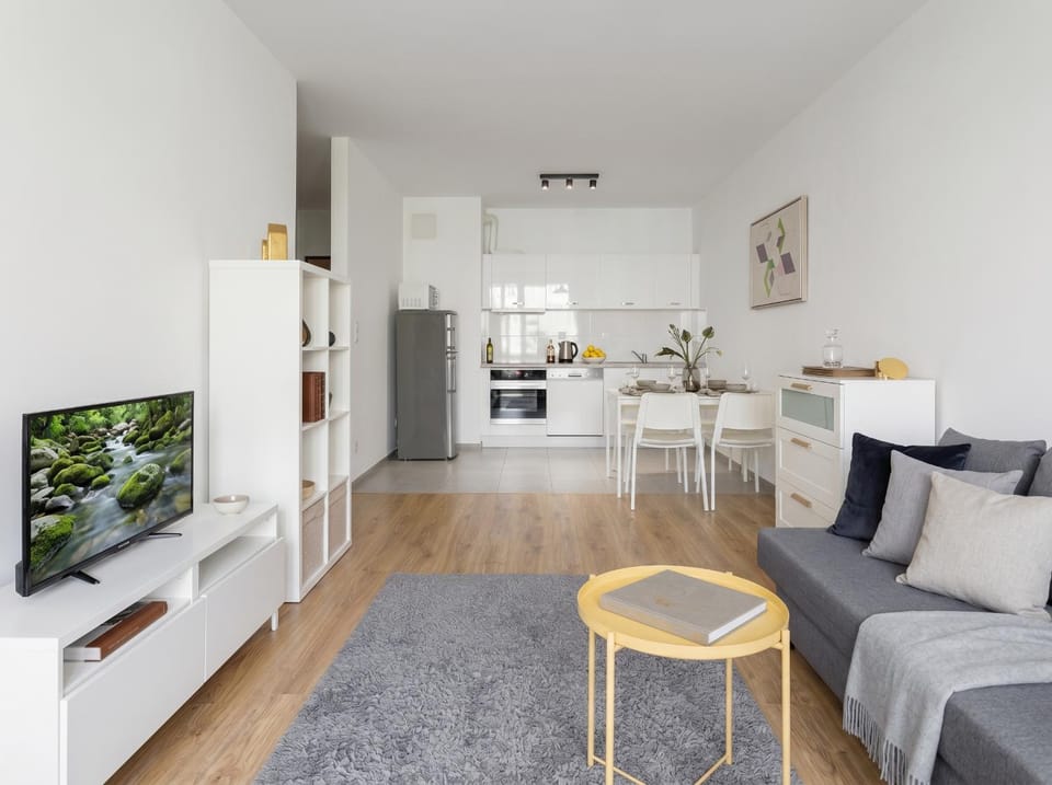 TV and multimedia, Kitchen or kitchenette, Living room, Seating area, Dining area, dishwasher, minibar, oven, pet friendly, stove