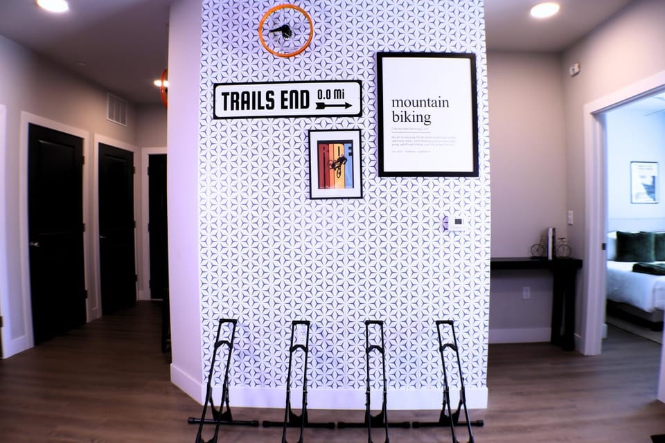 Trails End, Bike Park, In-Unit Bike Storage, Pool Apartment in Rogers