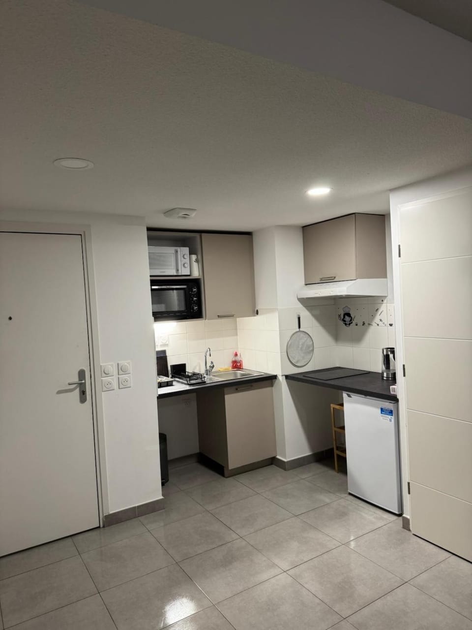 Beau T2 Arlesien Apartment in Arles