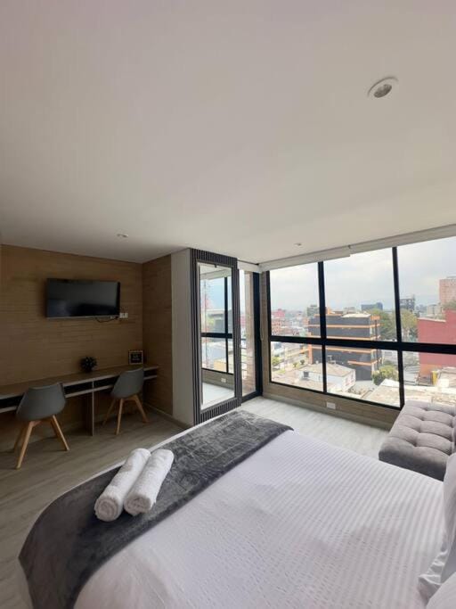 Elegancia Urbana en Corferias Apartment in Bogota
