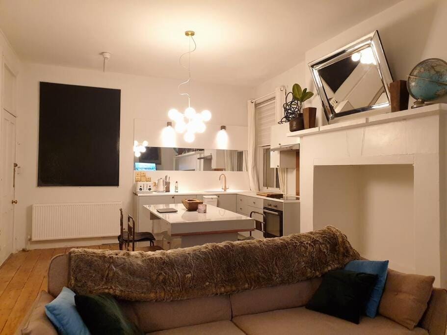2 Large One Bed , Prime Location and Quiet Apartment in Hove