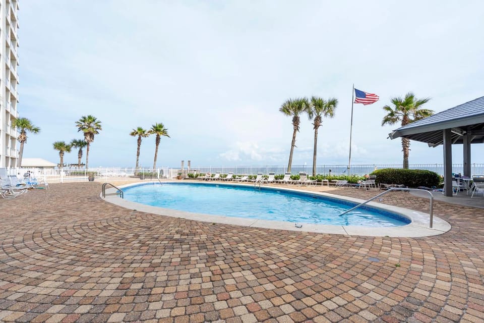 Windward Pointe 1002 by Vacation Homes Collection Apartment in Orange Beach