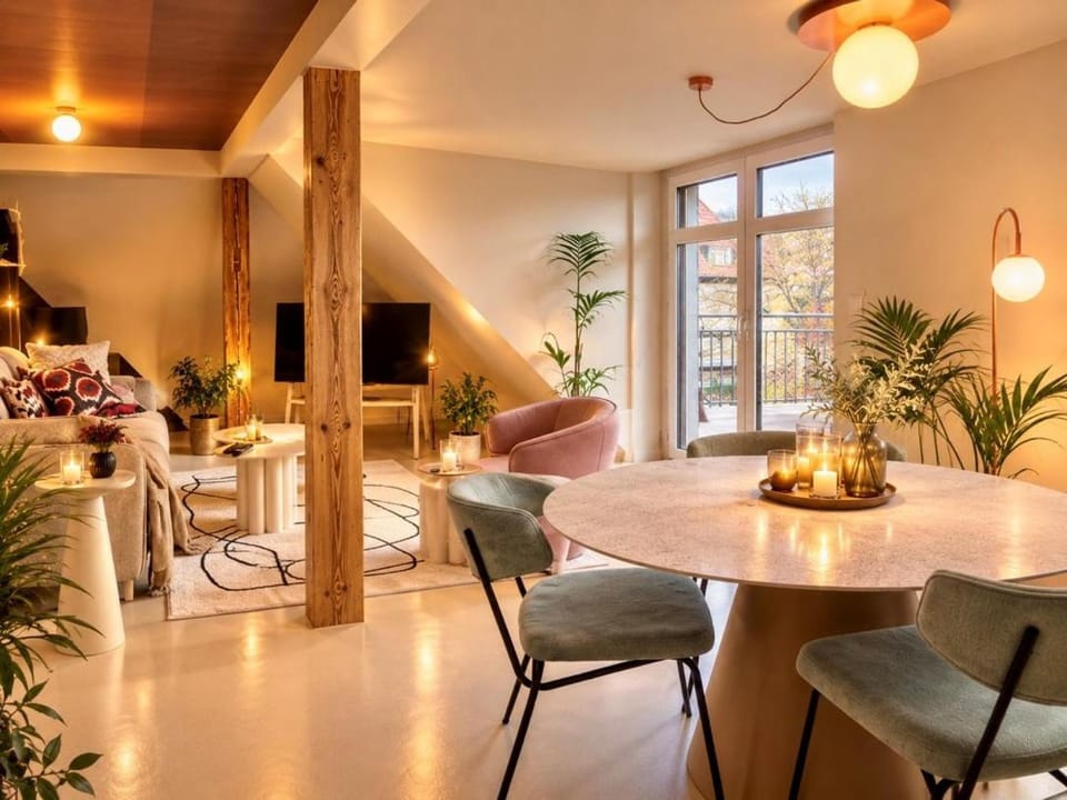 Balcony/Terrace, Living room, Dining area, Dinner