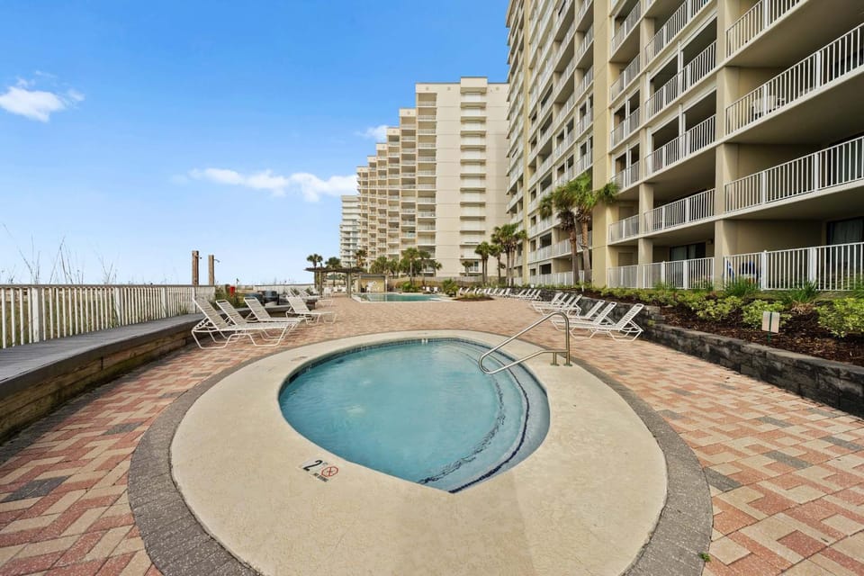 White Caps 1502 by Vacation Homes Collection Apartment in Orange Beach