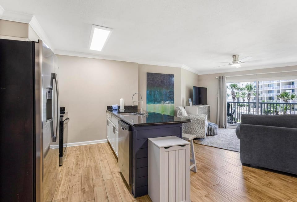 Tradewinds 106 by Vacation Homes Collection Apartment in Orange Beach