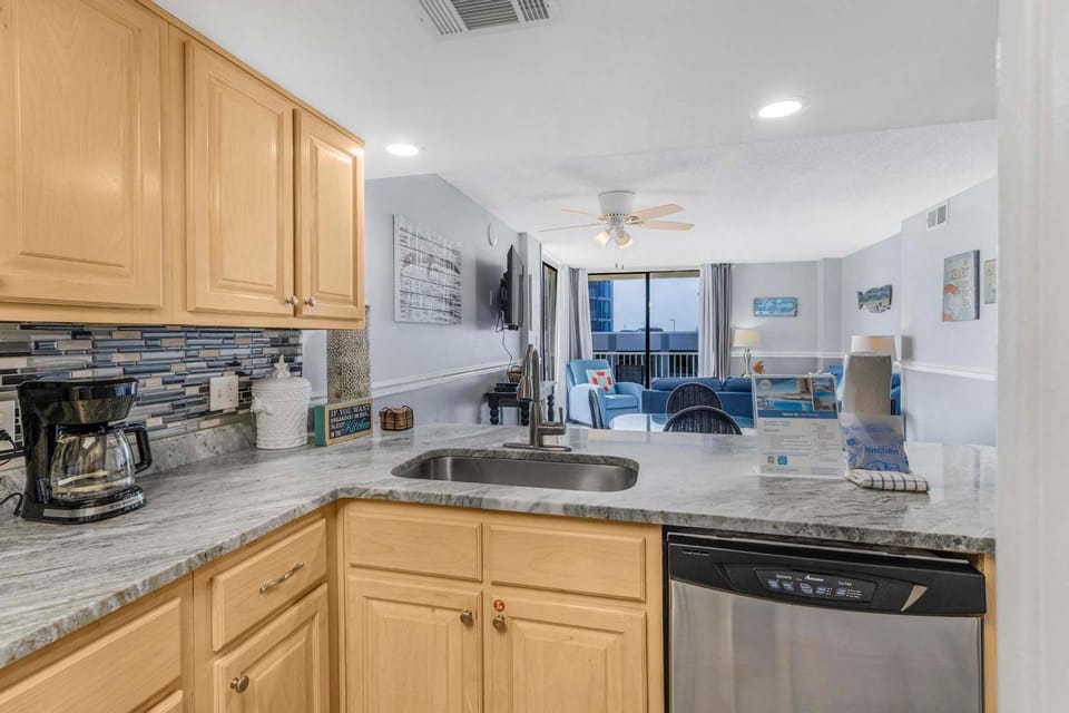 The Whaler B3 by Vacation Homes Collection Apartment in Gulf Shores