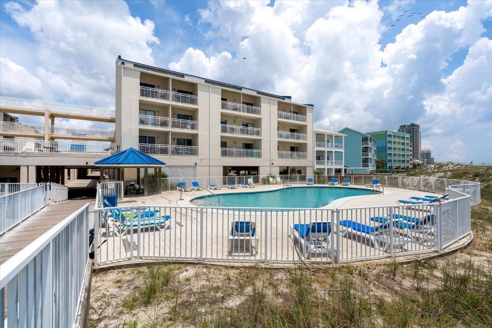 Sugar Beach 355 by Vacation Homes Collection Apartment in Orange Beach