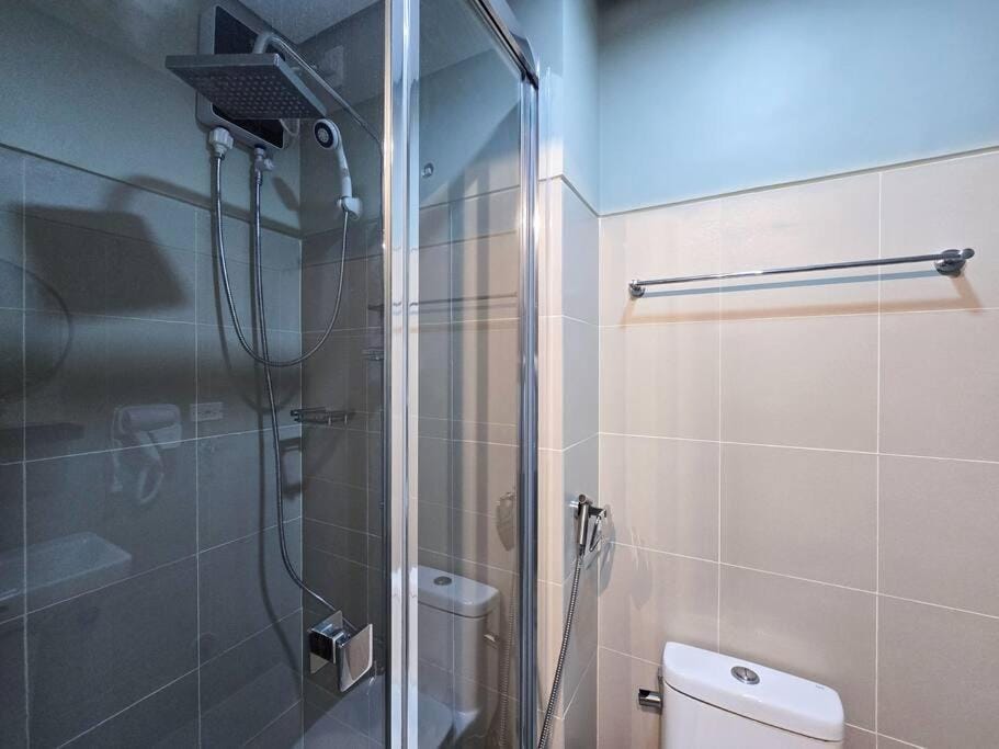 1BR Condotel with Balcony at FAME Residences #FM59 Apartment in Mandaluyong