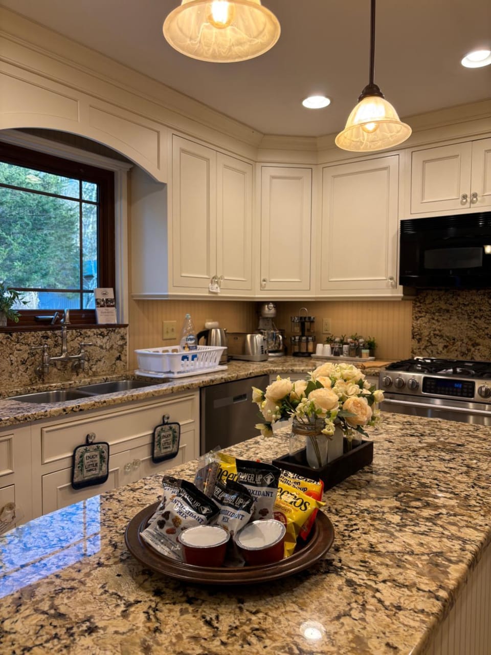 Bluegrass Resort - Nature rich escape, Between the Creation & ARK, Fully equipped kitchen, Pet friendly, Fire pit House in Indiana