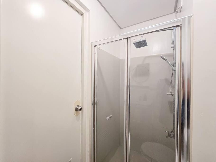 1BR Condotel with Balcony at SM Light Residences #LT09 Apartment in Mandaluyong