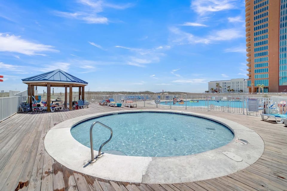 Sugar Beach 233 by Vacation Homes Collection Apartment in Orange Beach