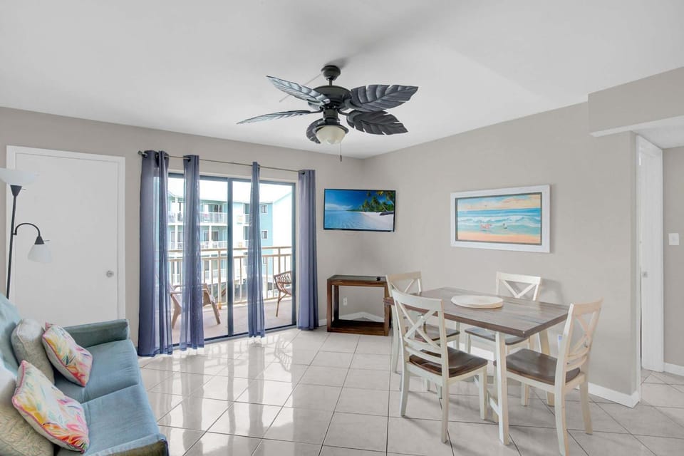 Sugar Beach 233 by Vacation Homes Collection Apartment in Orange Beach