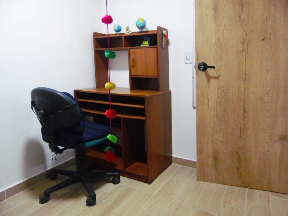 Mountains Pool and Workspace South Medellín Apartment in Envigado