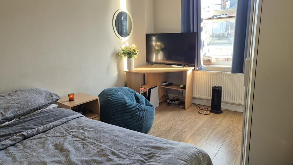COZY ventilated Room Apartment in Sheffield