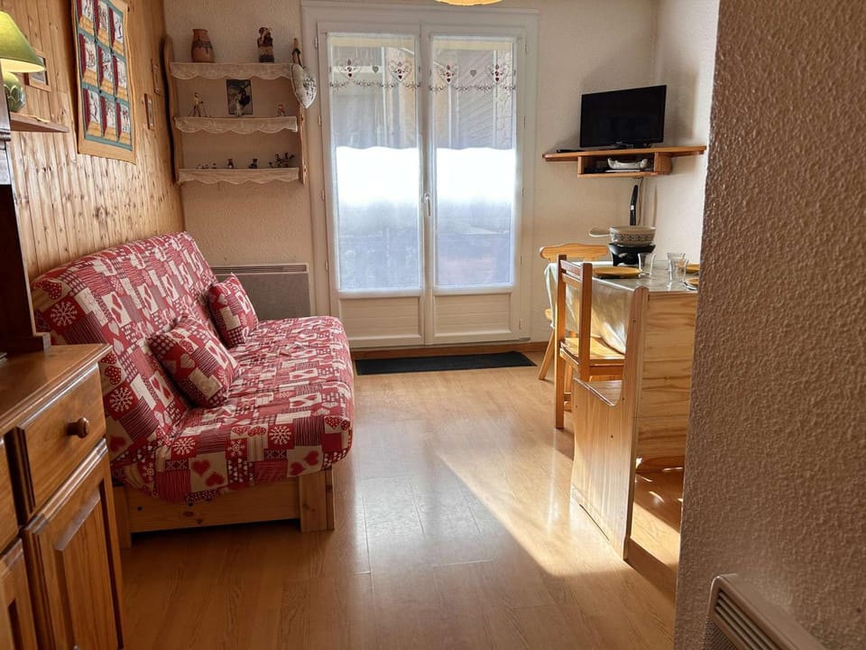 Studio à Risoul 1850, 4 couchages, proche pistes - FR-1-330-584 Apartment in Piedmont