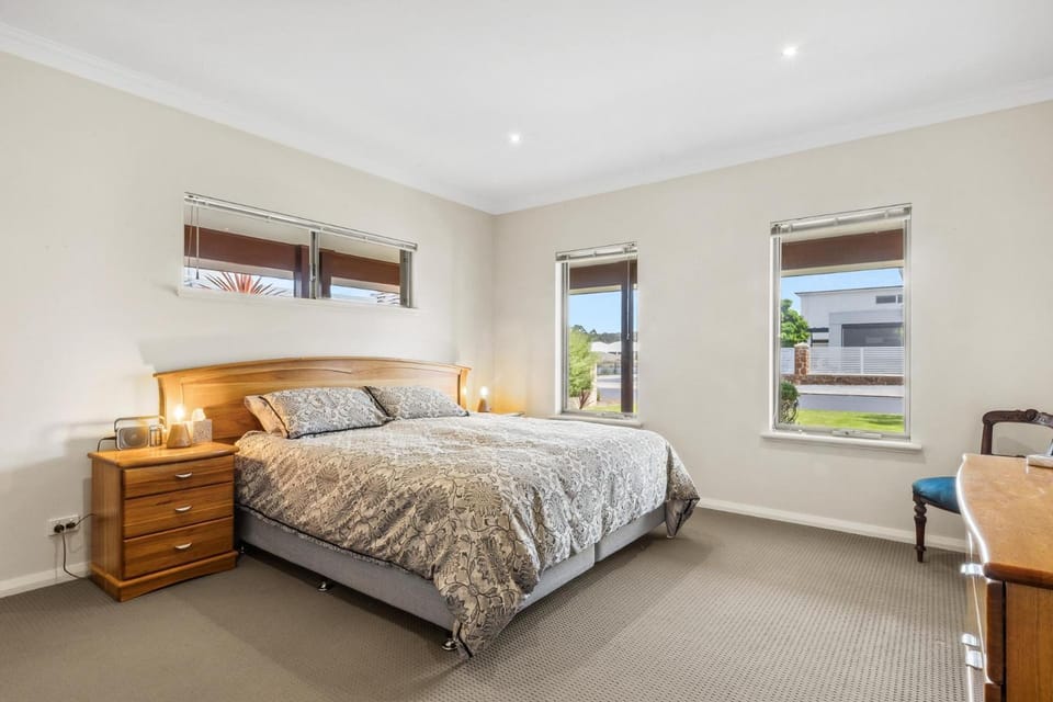 The Dunsborough Drift Family Holiday Home House in Dunsborough