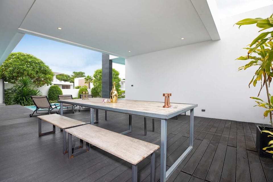 Balcony/Terrace, Dining area