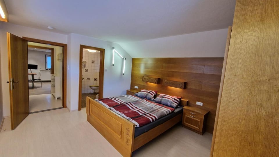 Gästezimmer 1 Heiterwanger-Blick Apartment in Tyrol