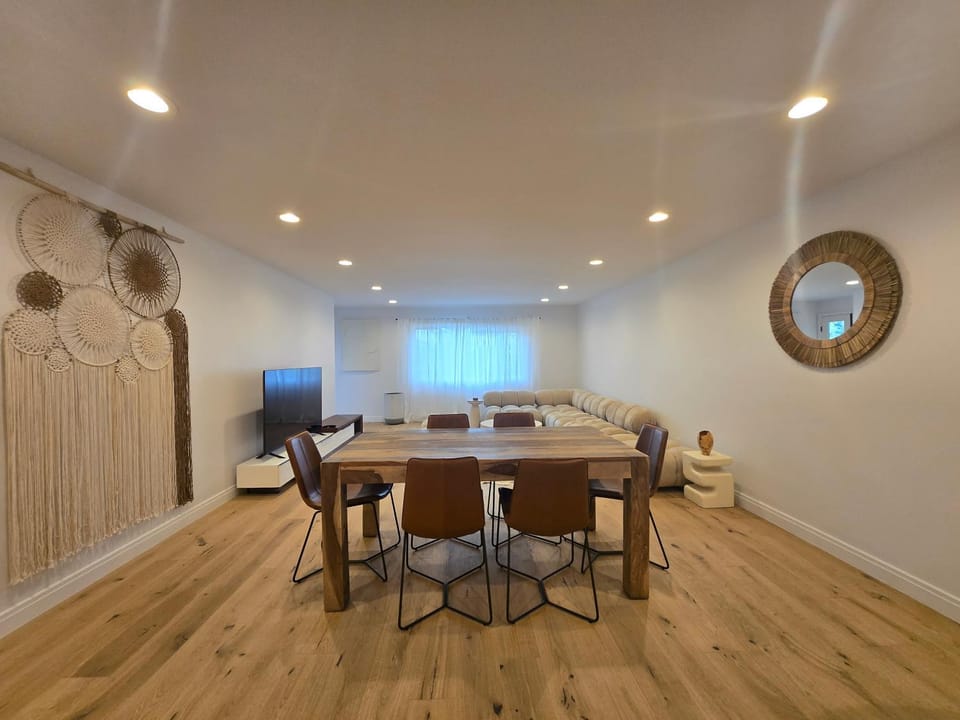 NEW 2BD Majestic Gateway in Glendale Apartment in Glendale
