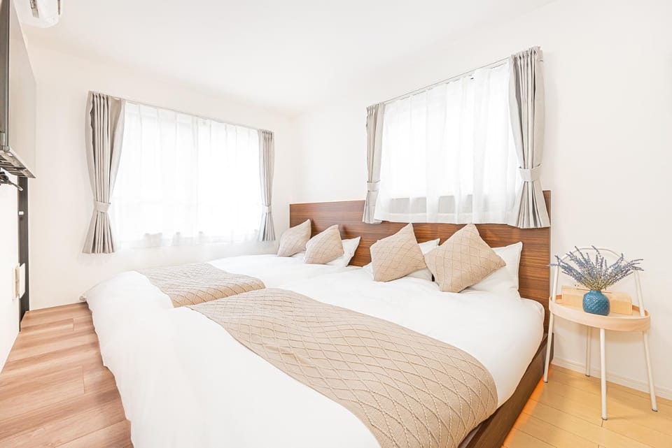 Bed, Photo of the whole room
