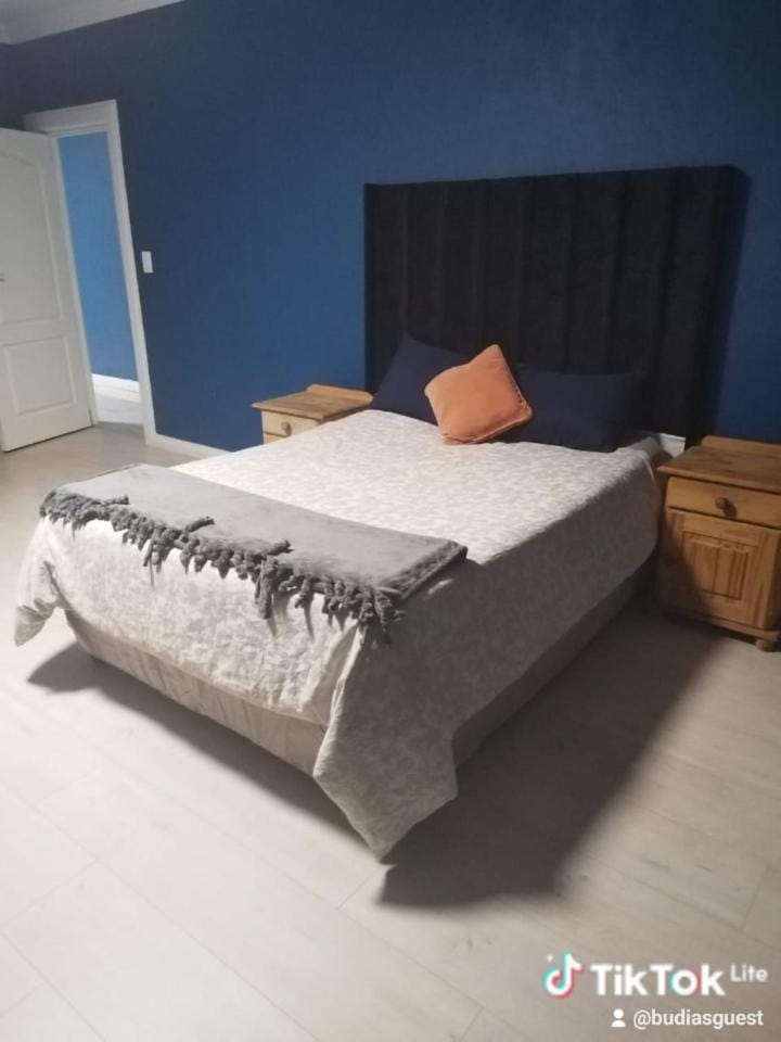 Budias Guesthouse B&B Bed and Breakfast in Gauteng