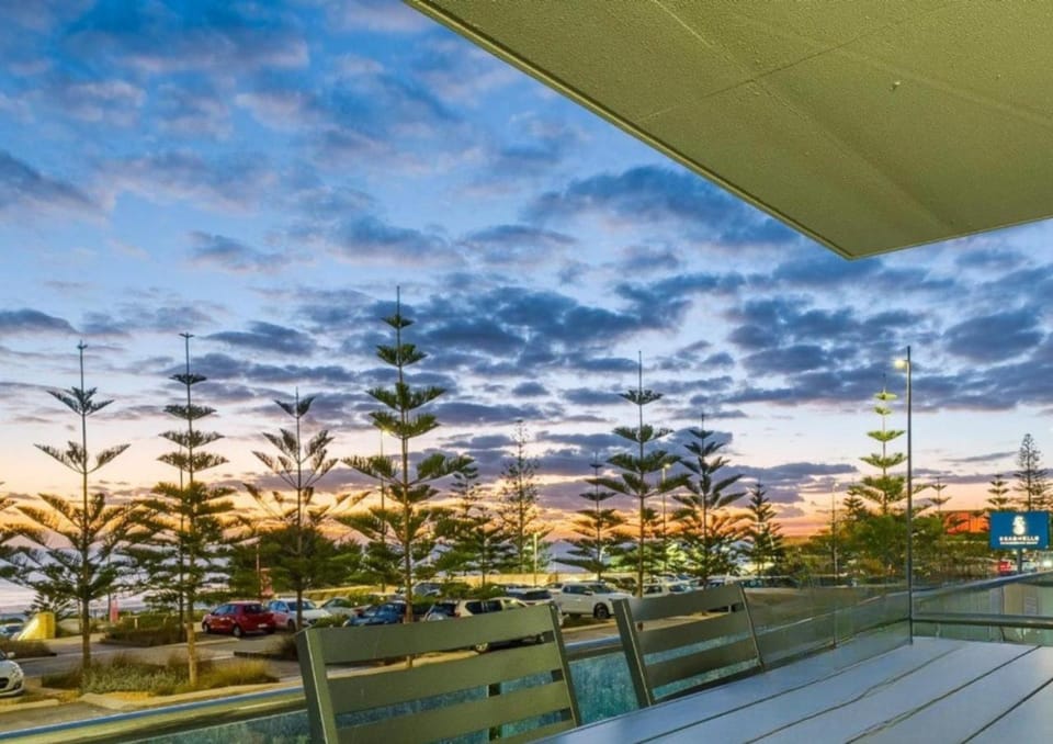 Natural landscape, Sunset, Parking