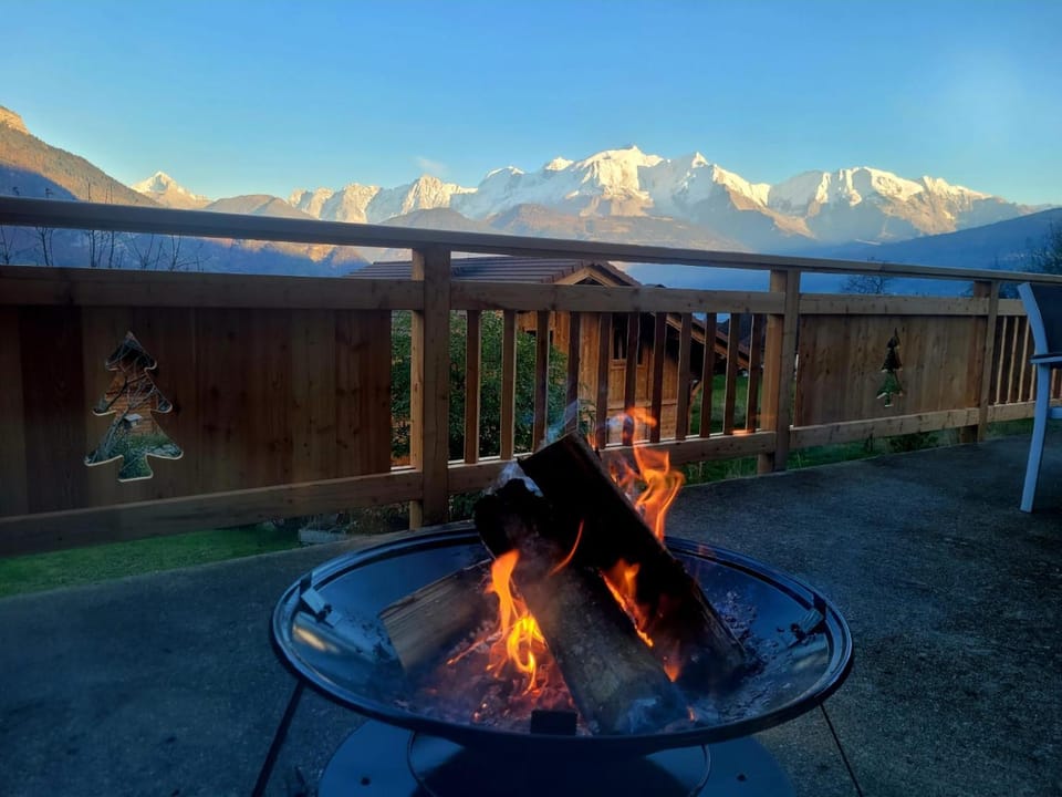 Natural landscape, BBQ facilities, Mountain view