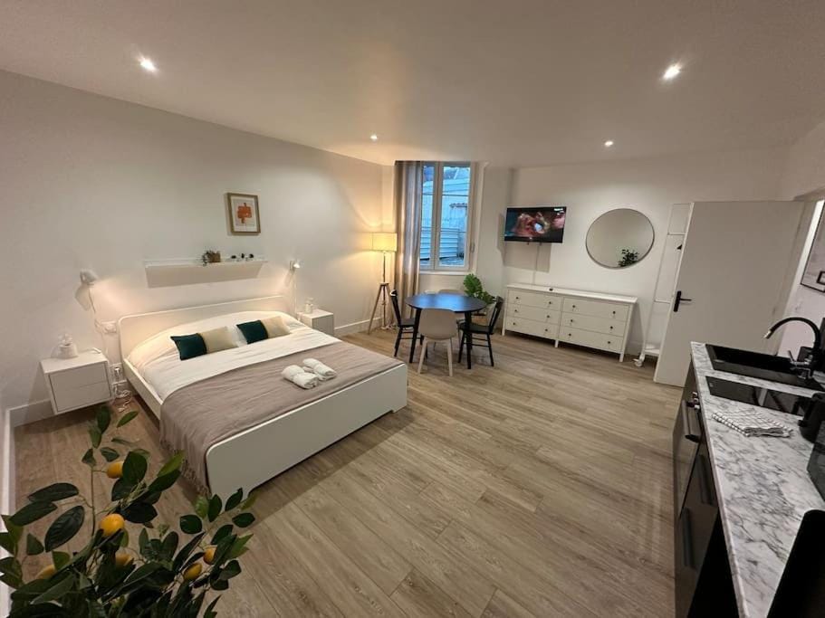 Acapulco, studio spacieux rénové Apartment in Reims