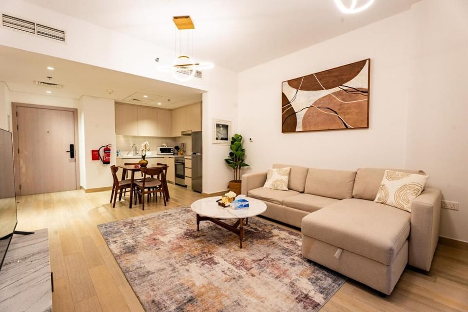 Kitchen or kitchenette, Living room, Seating area, Dining area, air conditioner
