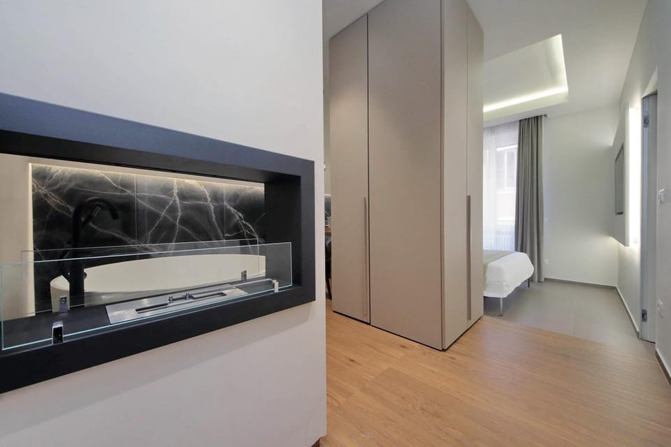 Photo of the whole room, wardrobe