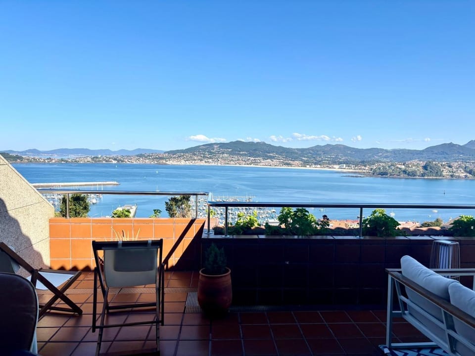 Day, Natural landscape, View (from property/room), Balcony/Terrace, Sea view
