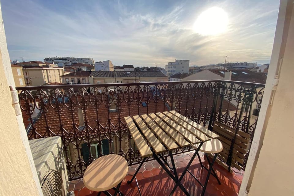 06CJ Beautiful apartment in the heart of Cannes Apartment in Cannes