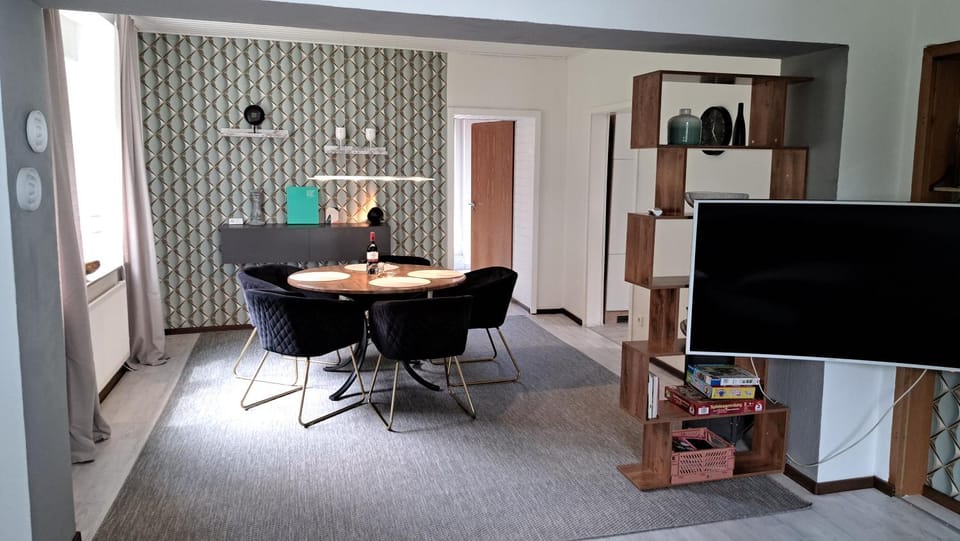 BHR - EL MIRADOR Moderne Ferienwohnung mit Panoramablick nahe Nürburgring Rhein Ahr Eifel Apartment in Ahrweiler