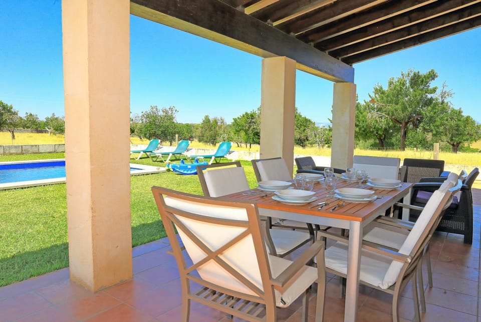 Patio, Day, Garden, View (from property/room), Balcony/Terrace, Living room, Seating area, Dining area, Garden view, Pool view, Swimming pool, sunbed