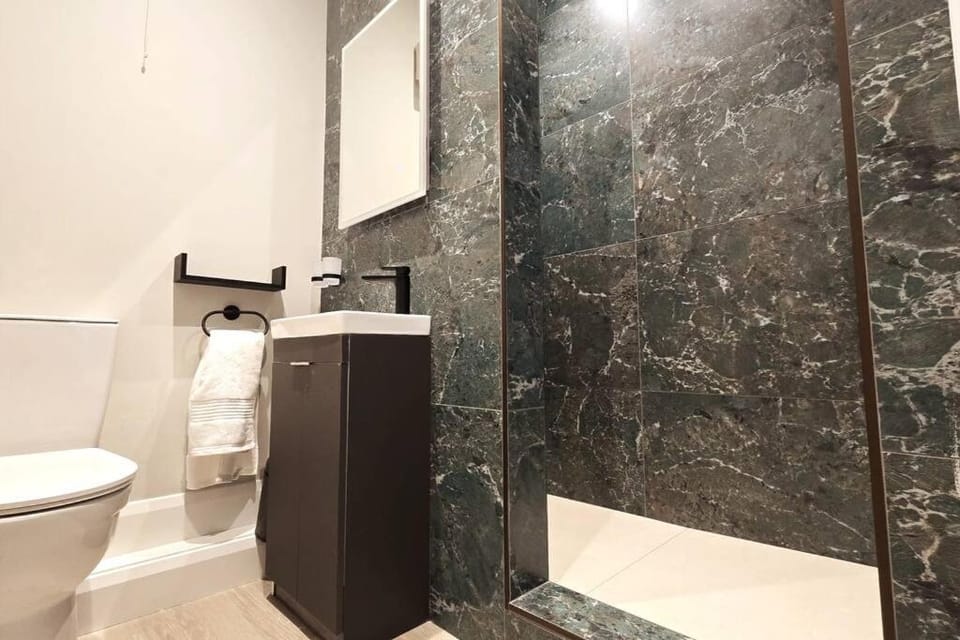 Location Location Location! Apartment in Galway