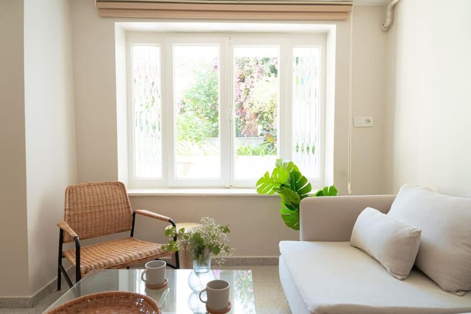 Modern and Designed 2BR W Garden Apartment in Istanbul
