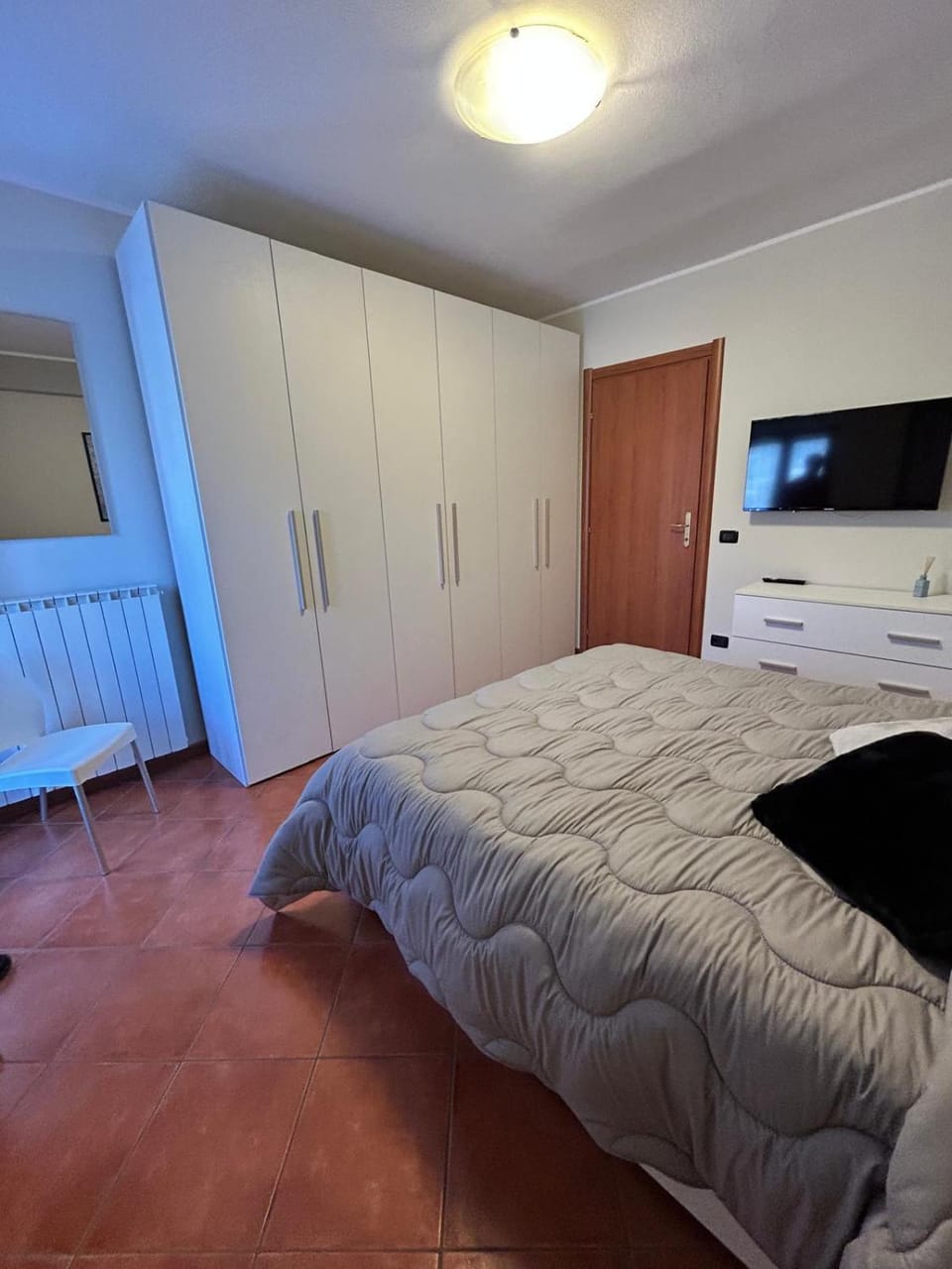 TV and multimedia, Bedroom, wardrobe