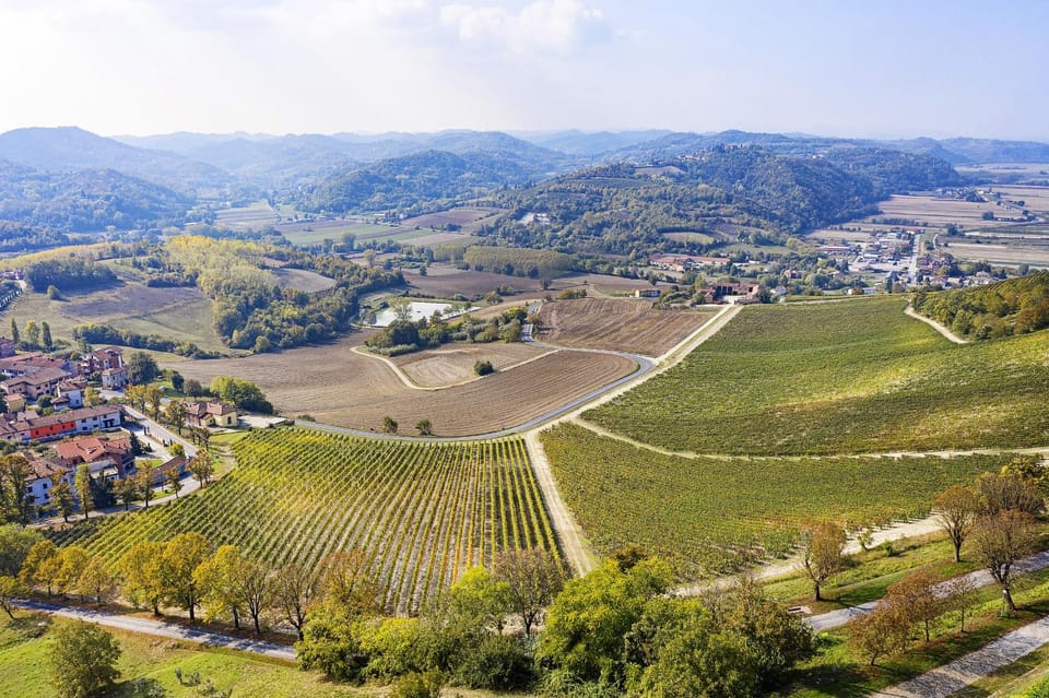 Villa Teresa - Enticing villa with pool and views! Villa in Piedmont