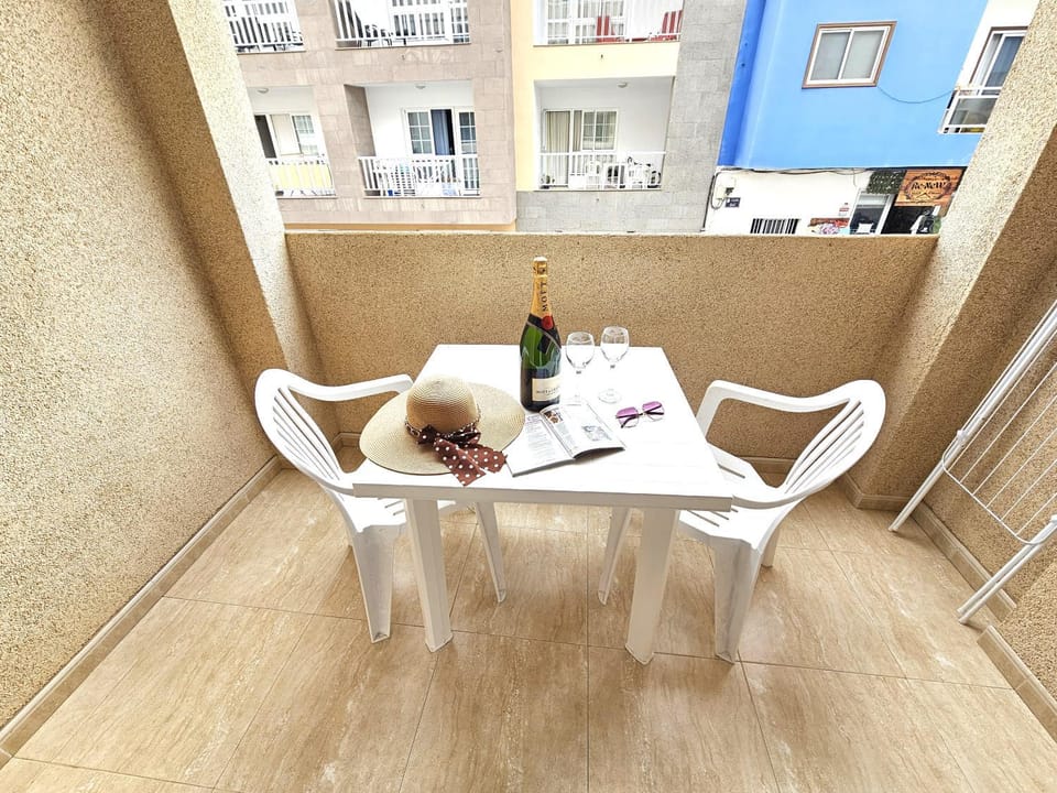 Property building, Balcony/Terrace