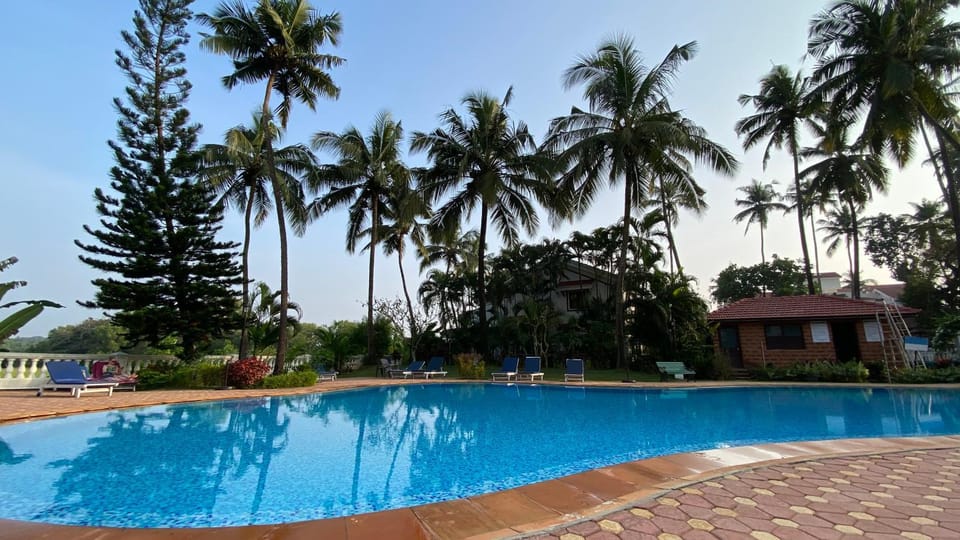 Riviera Palms 2 Tropical Serenity Apartment in Goa, India