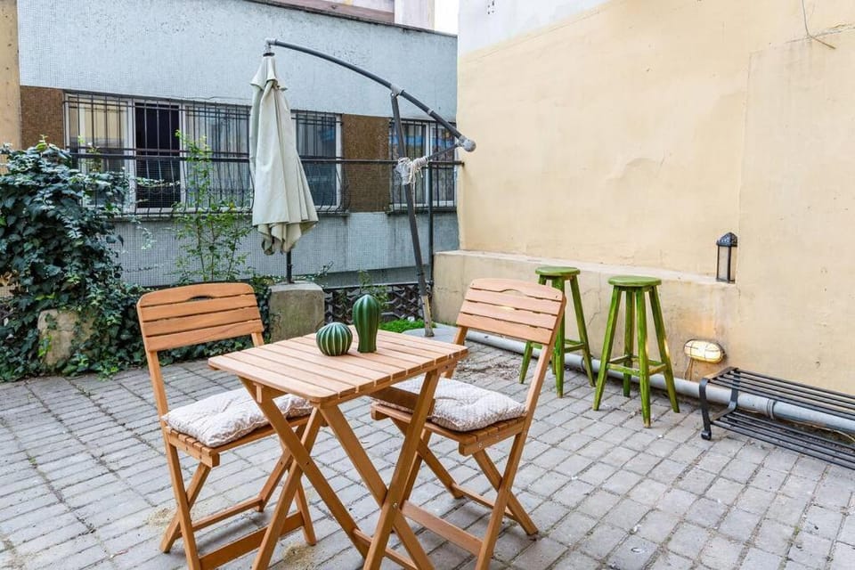 1BR Central Flat 5 Min Walk to Istiklal in Beyoglu Apartment in Istanbul