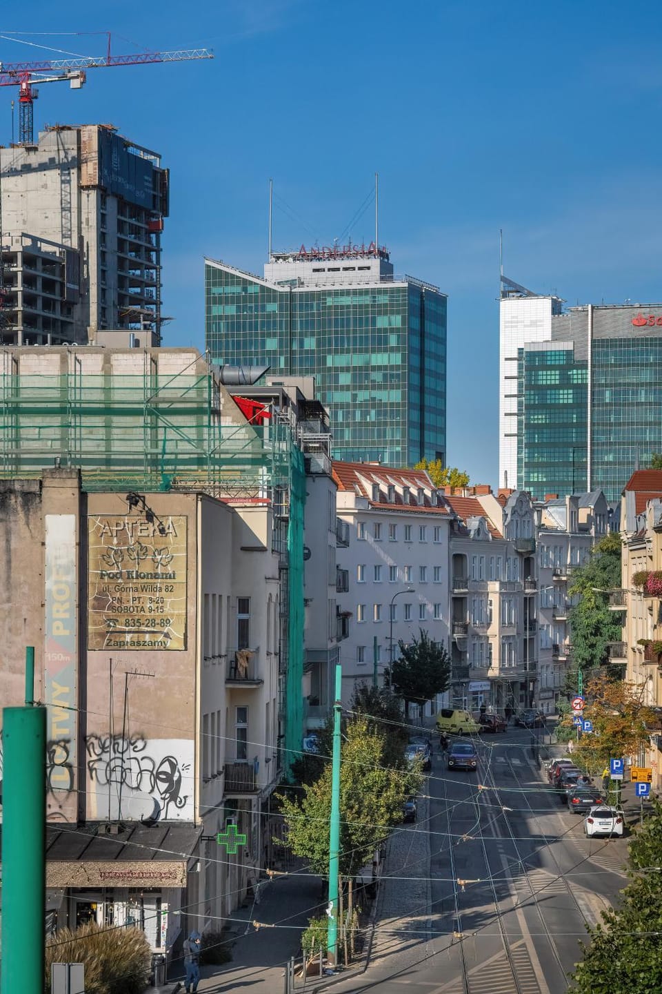 Day, Neighbourhood, Location