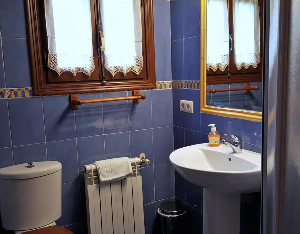 Bathroom, Living room