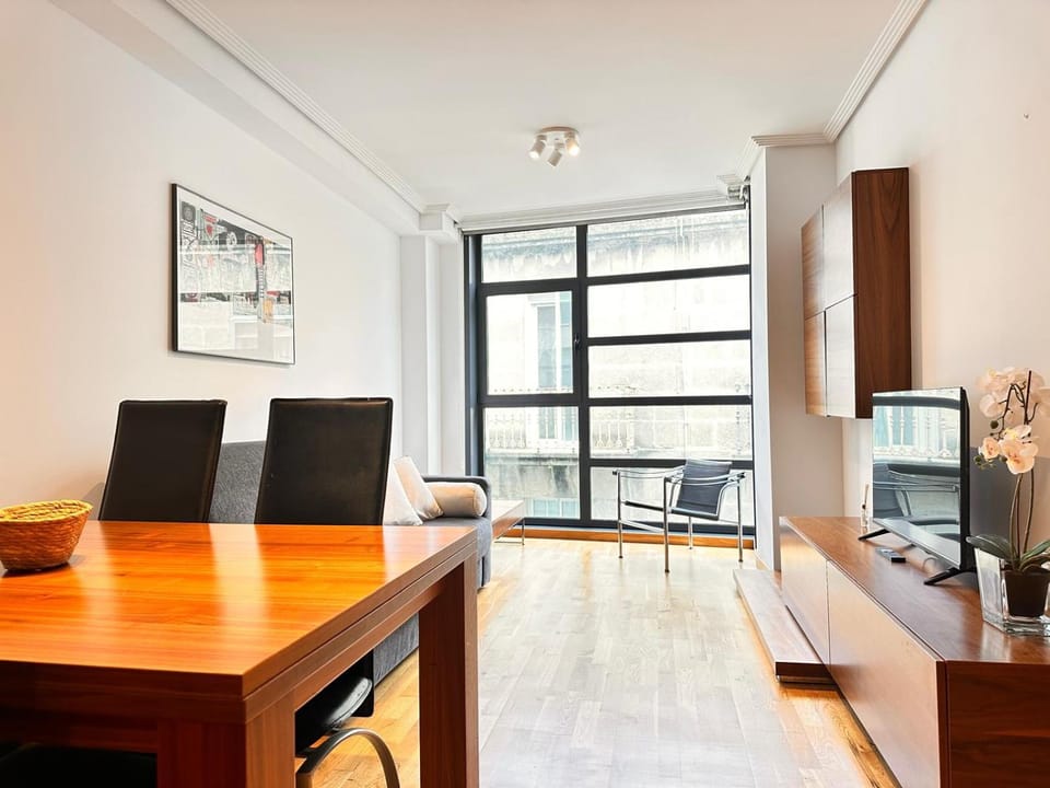 TV and multimedia, Living room, Dining area