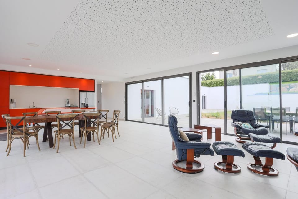 Property building, Living room