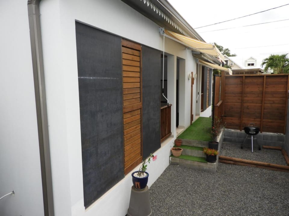 Property building, Garden, Garden view